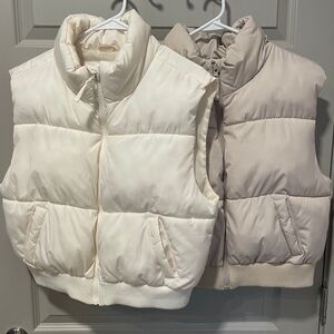 Bundle of 2 Aeropostale Cropped Puffer Vests, size large